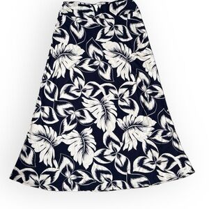Talbots Tropical Print Blue and White Pull On Knit Maxi Skirt Size M